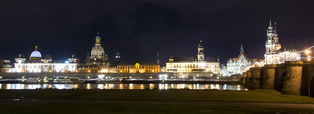 8. Dresden - bij nacht