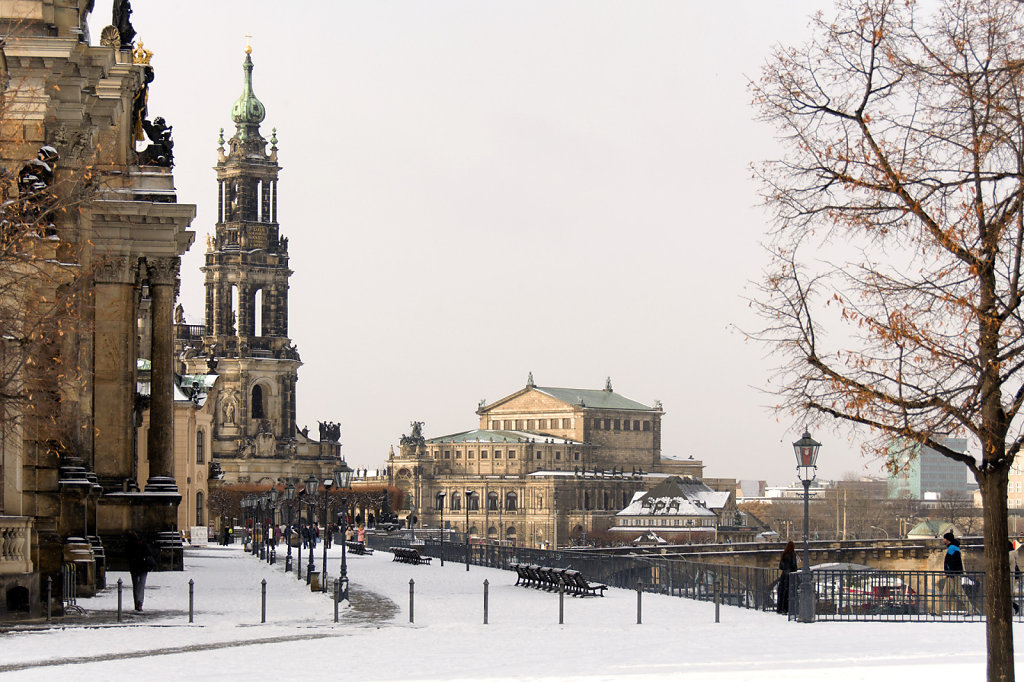 13. Dresden - Hofkirche en Semperoper